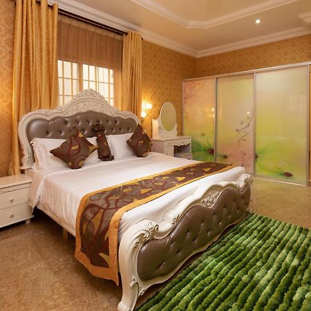 Ag Hotel And Suites Ogbodjo 外观 照片