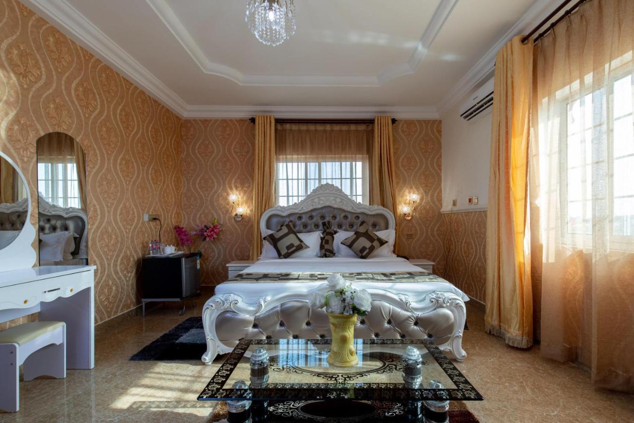 Ag Hotel And Suites Ogbodjo 外观 照片