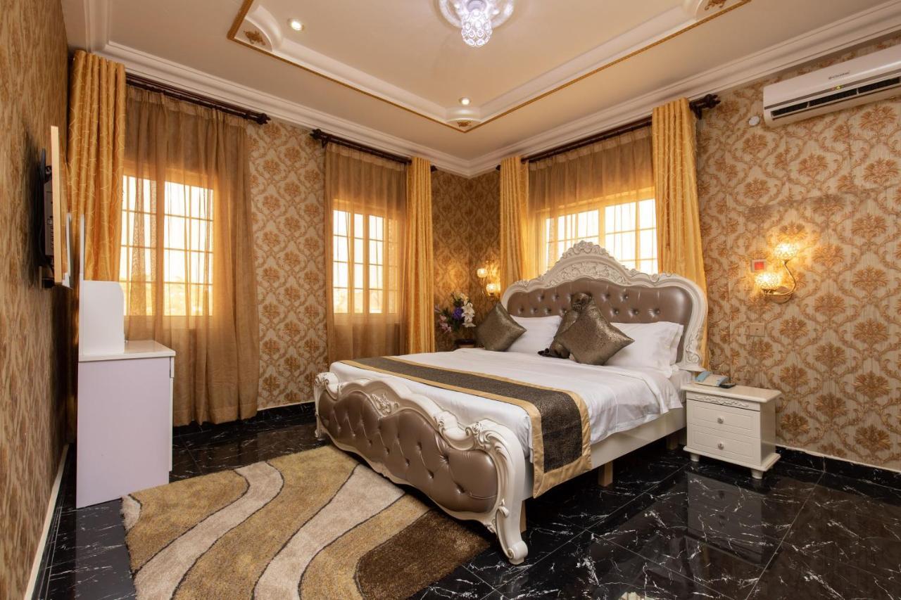 Ag Hotel And Suites Ogbodjo 外观 照片