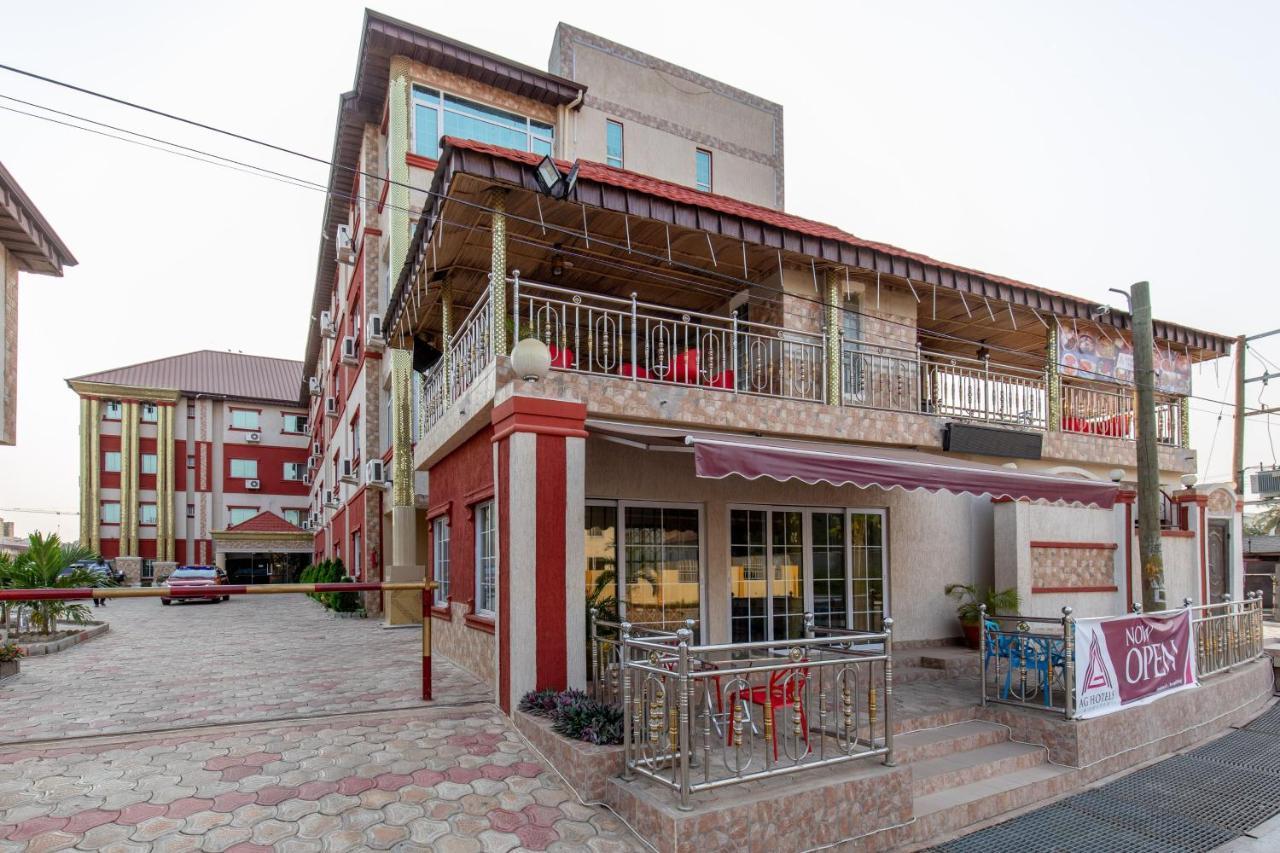 Ag Hotel And Suites Ogbodjo 外观 照片