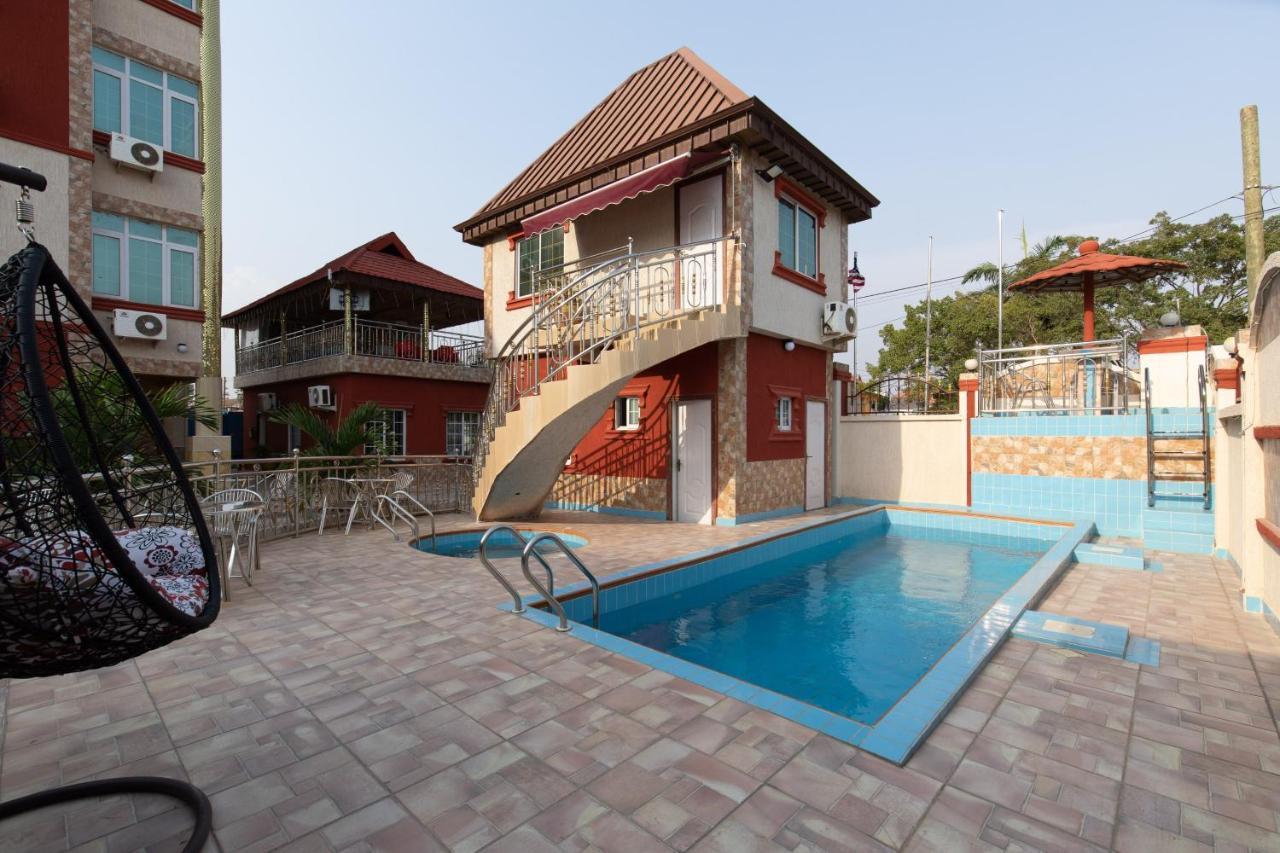 Ag Hotel And Suites Ogbodjo 外观 照片