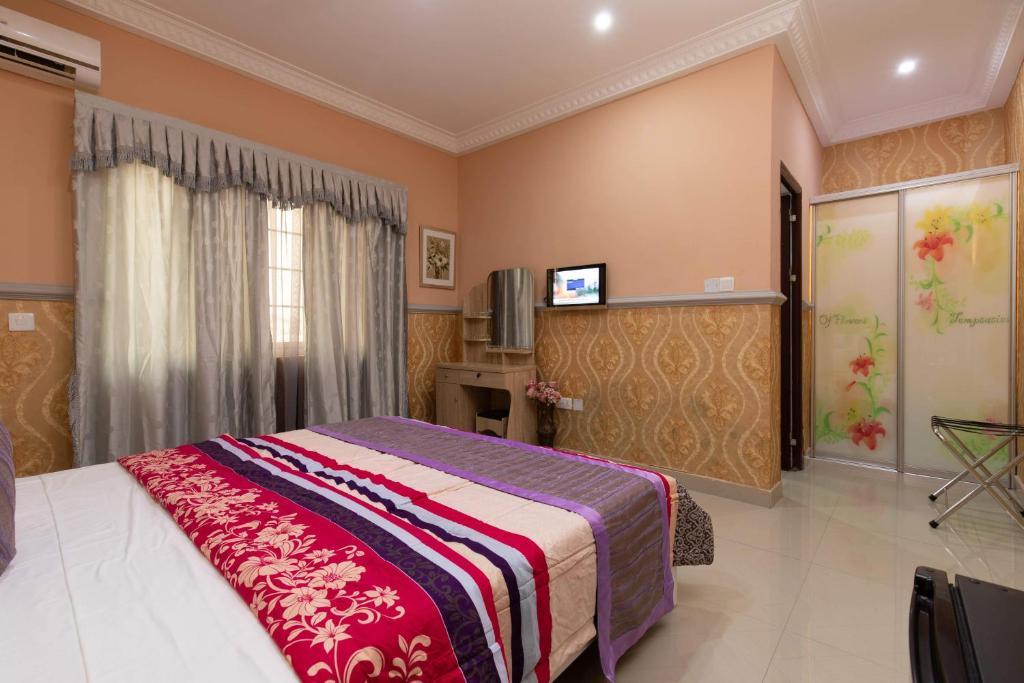 Ag Hotel And Suites Ogbodjo 外观 照片